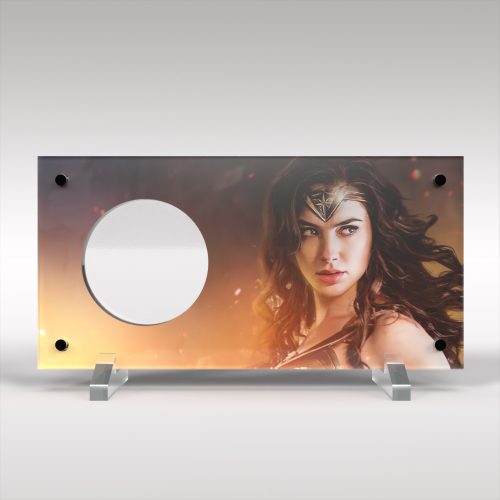 Wonder Woman 44mm Commemorative Perspex Display