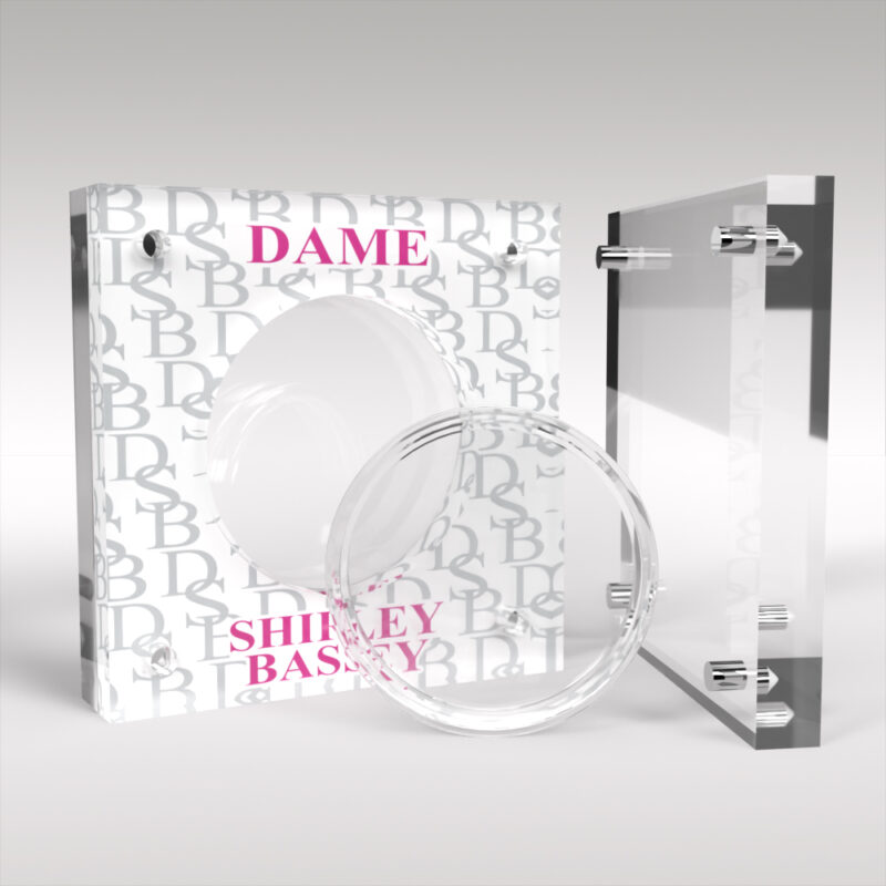 Dame Shirley Bassey Coin and Music Legends Acrylic Coin Display Case - Image 3