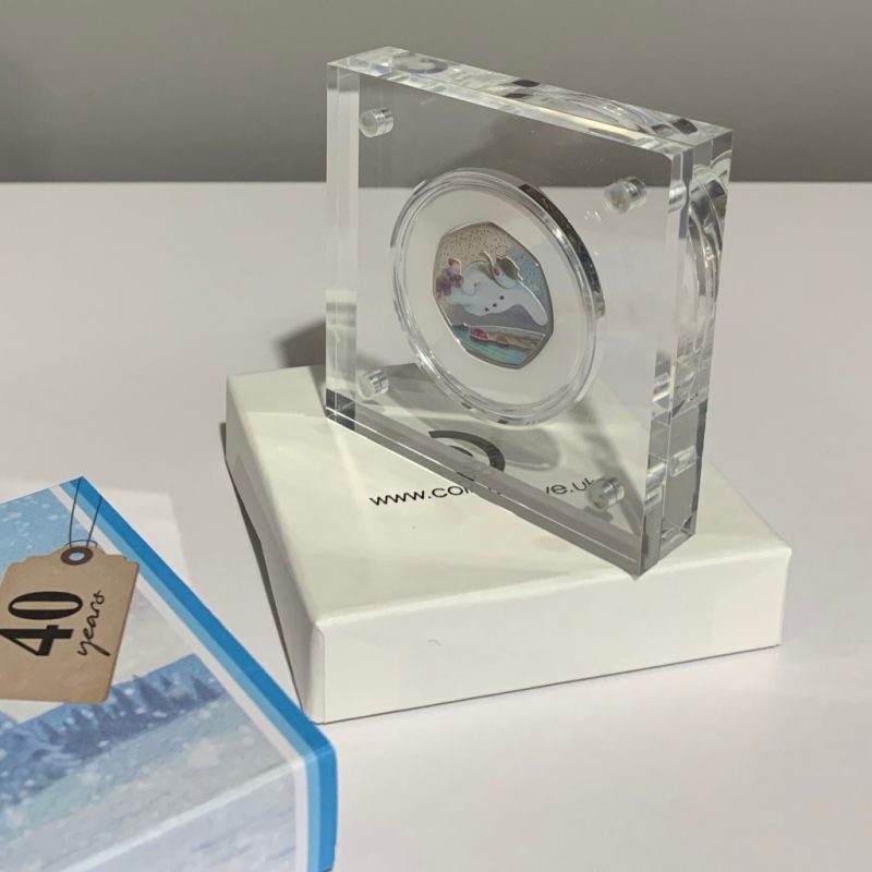 2018 Snowman 50p Fifty Pence BU Coin in Perspex Display with Colour Decal - Image 5