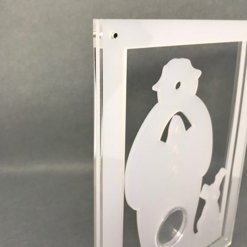 Snowman and Snowdog 50p Coin Display, Acrylic Coin Stand. For Isle of Man Christmas Coin - Image 2
