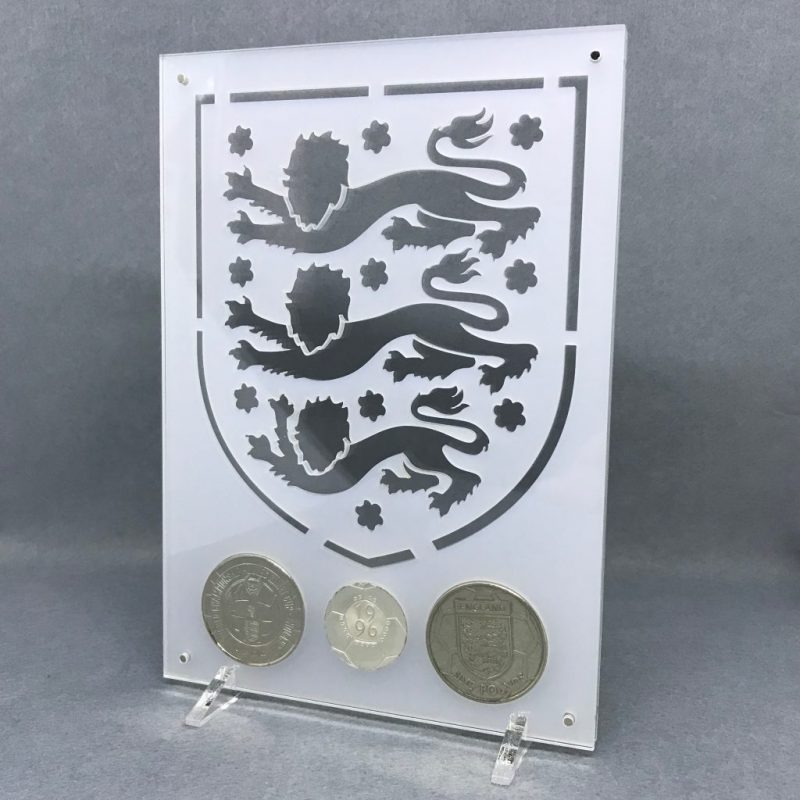 1996 two pound £2 Coin Football EURO 96, 3 Lions Coin Display
