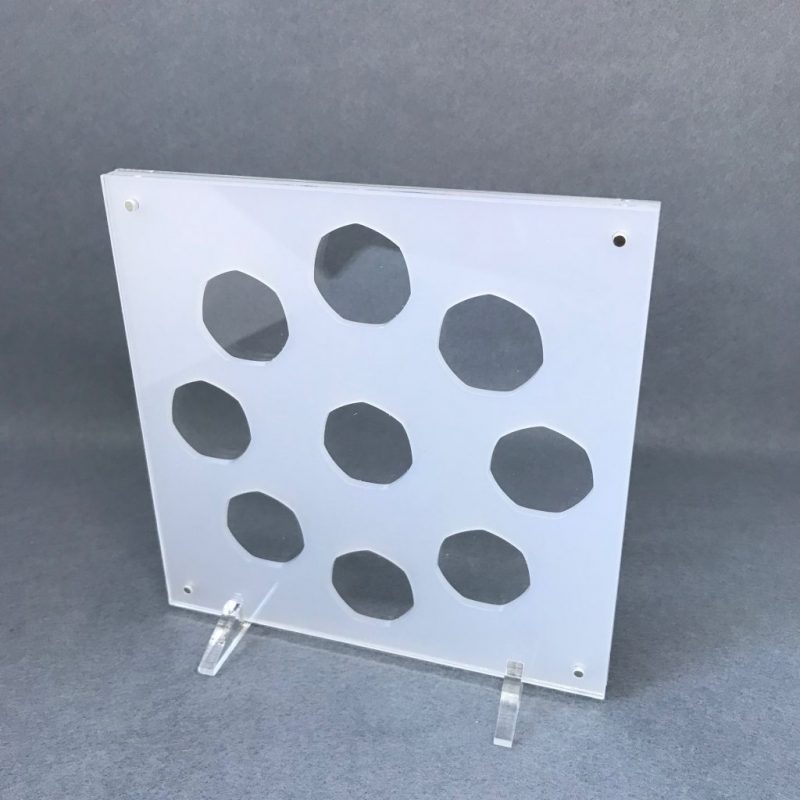 Acrylic Coin Display - 50p, £1 and £2 - ideal for proof or silver proof - Image 6