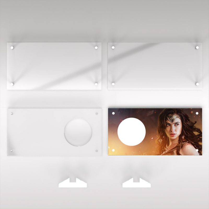 Wonder Woman 44mm Commemorative Perspex Display - Image 3